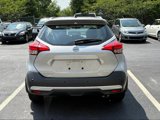 Used 2020 Nissan Kicks SR image 5