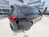 New 2025 Chrysler Pacifica Select image 5