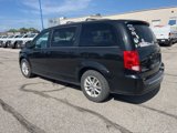 Used 2016 Dodge Grand Caravan SXT image 5