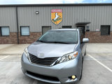 Used 2011 Toyota Sienna XLE image 3
