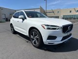 Used 2019 Volvo XC60 T6 Momentum w/ Multimedia Package image 3