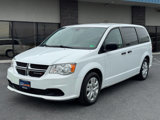 Used 2019 Dodge Grand Caravan SE w/ UConnect Hands-Free Group image 2