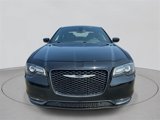 Used 2017 Chrysler 300 S w/ 300S Premium Group image 2