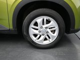 Used 2022 Hyundai Venue SE image 2