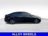 Used 2023 Kia Forte LXS w/ LXS Technology Package image 3