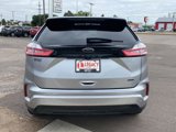 Used 2022 Ford Edge SE w/ Black Appearance Package image 4