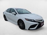 Used 2021 Toyota Camry SE image 3
