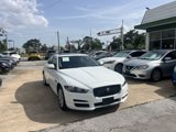 Used 2019 Jaguar XE Premium image 2