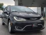 Used 2020 Chrysler Pacifica Limited image 2