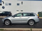 Used 2017 Volkswagen Golf Alltrack SE image 2
