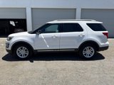 Used 2017 Ford Explorer XLT w/ Equipment Group 202A image 2