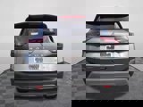 Used 2023 Nissan Rogue SV image 3