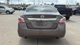 Used 2015 Nissan Altima 2.5 SV w/ Convenience Package image 5