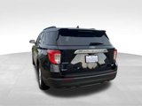 Used 2020 Ford Explorer XLT image 4