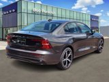 Used 2025 Volvo S60 B5 Core image 3