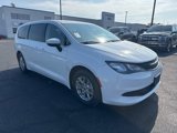 Used 2022 Chrysler Voyager LX image 3