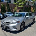 Used 2019 Toyota Camry SE image 2