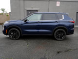 Used 2022 Mitsubishi Outlander SE image 3