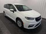 Used 2023 Chrysler Pacifica Touring-L image 2
