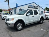 Used 2013 Nissan Frontier SL w/ Moonroof Pkg image 2