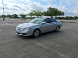 Used 2009 Toyota Avalon XLS image 2