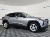 Used 2025 Chevrolet Trax LS image 4