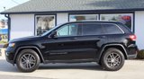 Used 2017 Jeep Grand Cherokee Limited image 2