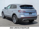 Used 2022 Lincoln Nautilus Reserve image 3