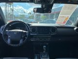 Used 2020 Toyota Tacoma TRD Off-Road image 4
