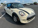 Used 2015 MINI Cooper 2-Door Hardtop image 3