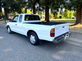 Used 2000 Toyota Tacoma 2WD Xtracab image 3