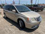 Used 2013 Chrysler Town & Country Touring image 4