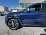 Used 2018 Jeep Grand Cherokee Trailhawk image 2
