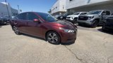 Used 2021 Nissan Sentra SV image 2