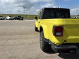Used 2024 Jeep Gladiator Sport image 3