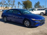New 2025 Hyundai Elantra SE image 3