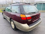 Used 2001 Subaru Outback Limited image 3