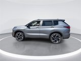 Used 2023 Mitsubishi Outlander SE image 5