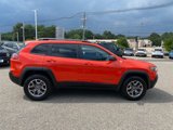 Used 2021 Jeep Cherokee Trailhawk image 2