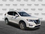 Used 2017 Nissan Rogue SV w/ SV Premium Package image 2