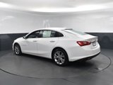 Used 2017 Chevrolet Malibu Premier image 3