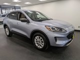 Used 2022 Ford Escape SE image 3
