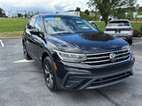 Certified 2023 Volkswagen Tiguan SE image 3