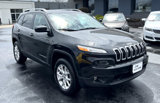 Used 2016 Jeep Cherokee Latitude w/ Comfort/Convenience Group image 2