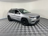 Used 2019 Jeep Cherokee Latitude Plus image 2
