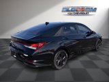 Used 2023 Hyundai Elantra SEL image 3