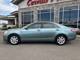 Used 2011 Toyota Camry image 2