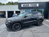 Used 2019 Jeep Grand Cherokee Altitude image 2