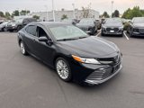 Used 2020 Toyota Camry XLE image 3