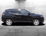 Used 2022 Jeep Compass Latitude w/ Convenience Group image 5